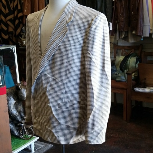 Burberry tailored jacket - Picture 2 of 8